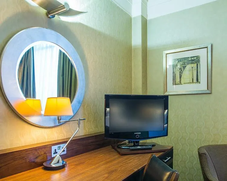 ****  The Queens Hotel Leeds  United Kingdom